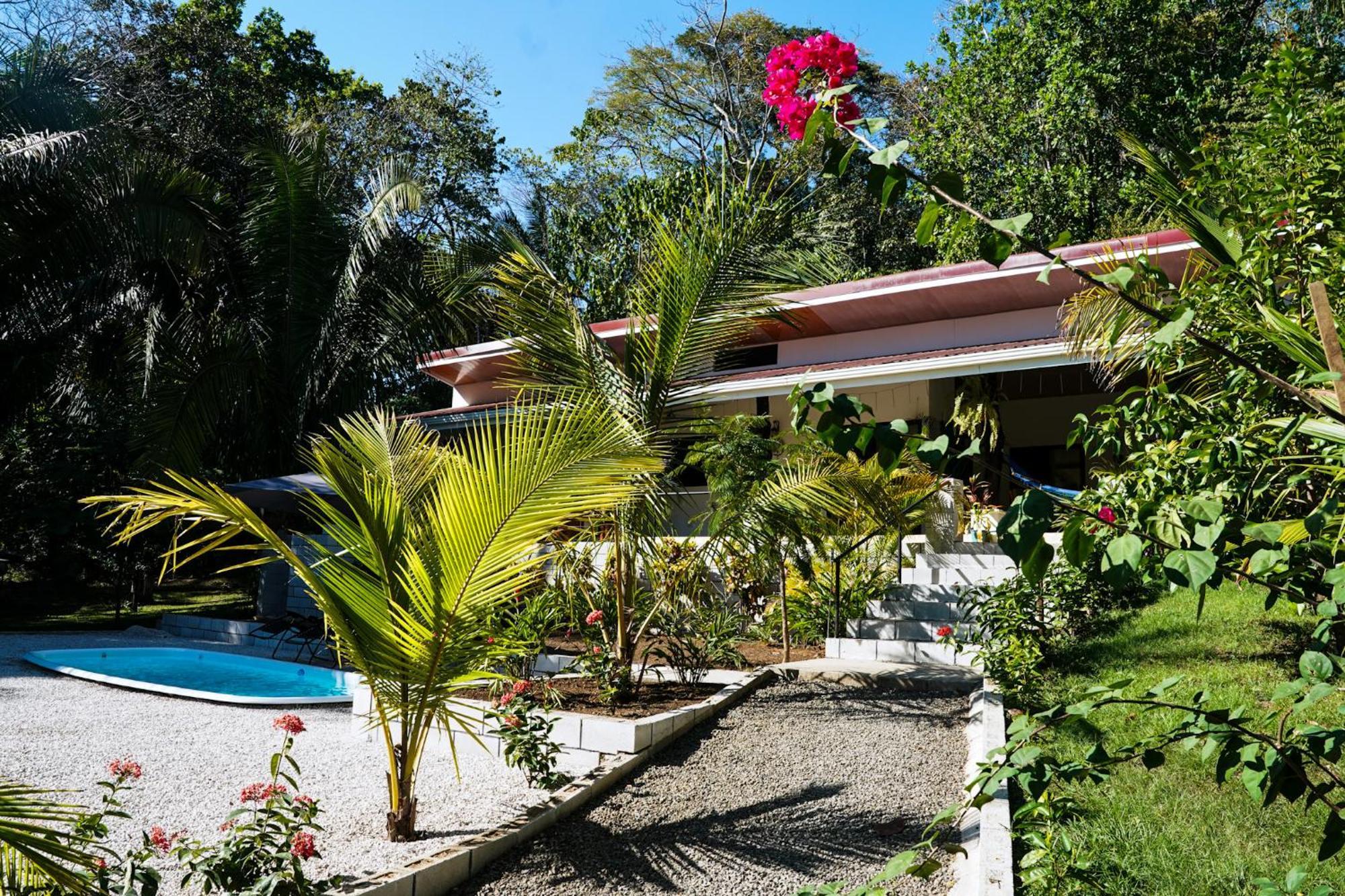 House In The Palm Forest Puerto Carrillo Exterior foto